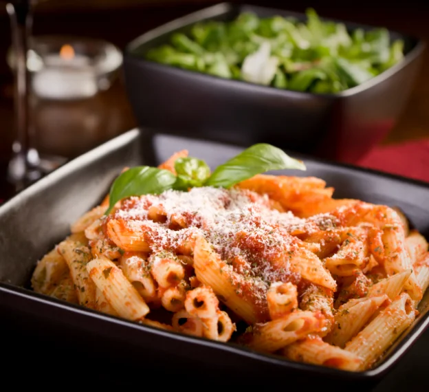 Plats cuisinés de pâtes fraîches chez le traiteur Little Italy à L'Isle Adam près de Pontoise (95)