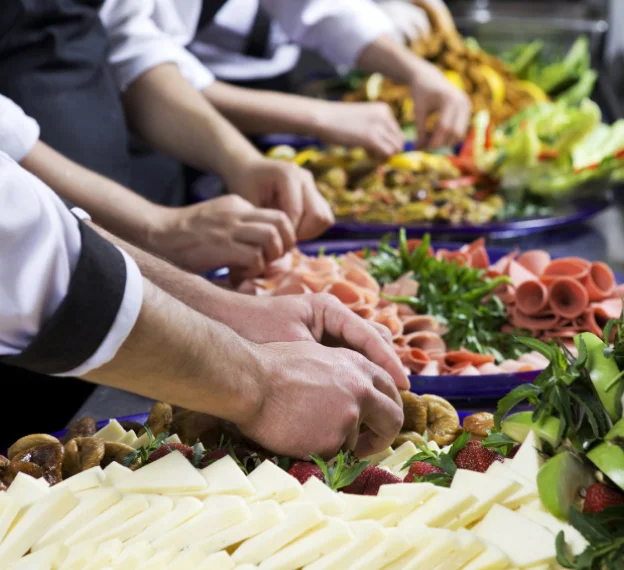 Traiteur plateaux de fromages italiens et de charcuterie italienne à l'Isle Adam, Val d'Oise (95)